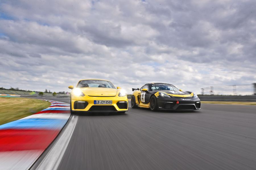  Porsche 718 Cayman GT4 Clubsport (982C) 2019 года  (фото 41 из 48)